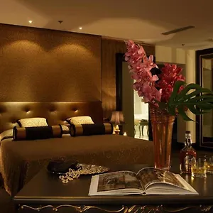 Aqua Palace 4*, Venice Italy